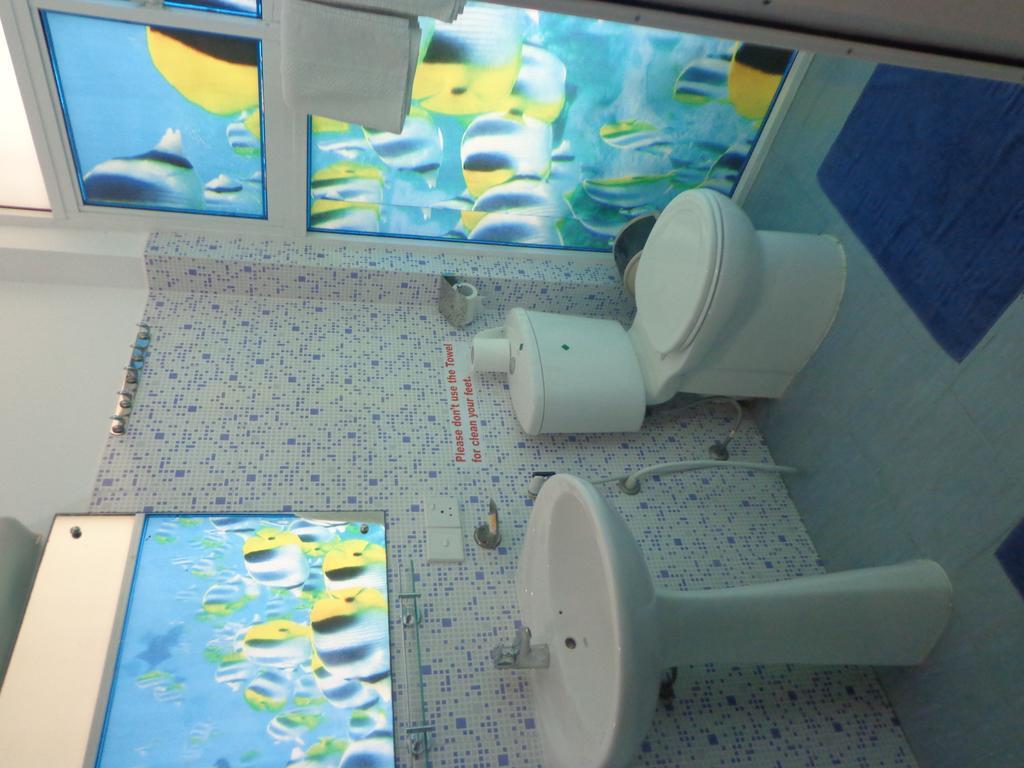 Blue Elephant Tourist Guesthouse Kudapaduwa ภายนอก รูปภาพ